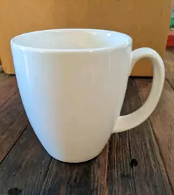 CUP WHITE VINTAGE