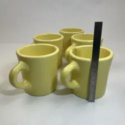 YELLOW MUGS COFFEE/TEA