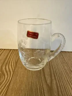 ETCHED GLASS HANDLE