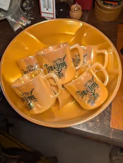 W/7 CUPS