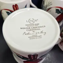 CHRISTMAS CARDINAL
