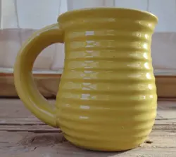 YELLOW STONEWARE CERAMIC