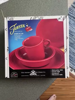 FIESTAWARE SCARLET 831 326 5 PIECE DINNERWARE PLACE SETTING SET NIB