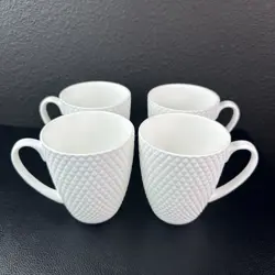 WHITE VTG NEW