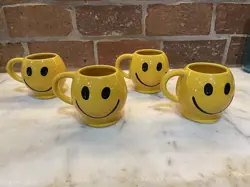 POTTERY USA SMILEY