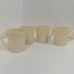 4 VINTAGE FIRE KING IVORY GLASS D HANDLE COFFEE CUPS MUGS FLAT BOTTOM