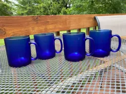 4 VINTAGE ARCOROC FRANCE COBALT BLUE GLASS COFFEE CUPS MUGS 10 OUNCE