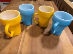 CUPS BLUE YELLOW