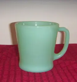 VINTAGE ANCHOR HOCKING FIRE KING JADEITE FLAT BOTTOM D HANDLE MUG COFFEE CUP