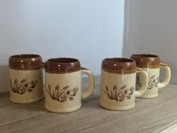 VINTAGE SET OF 4 GLAZED STONEWARE COFFEE MUGS WHEAT GRASS TAN MADE IN JAPAN