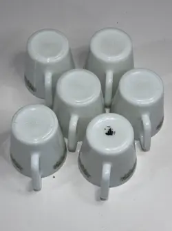MUGS 