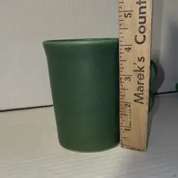 MATTE GREEN