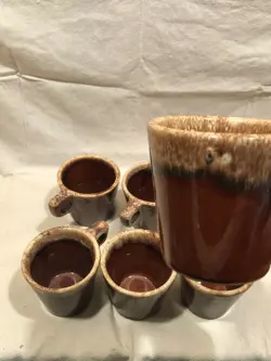 VTG COFFEE MUGS