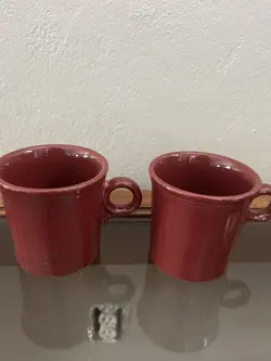 MUGS MAROON