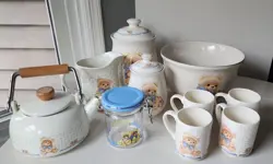 KETTLE CANISTERS