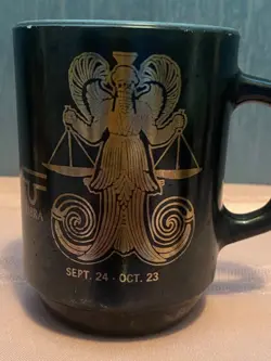 CUP GOLD LETTERING