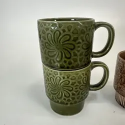 RETRO EMBOSSED