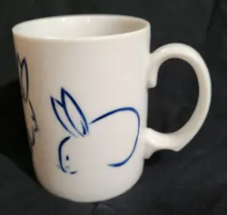VINTAGE BLUE AND