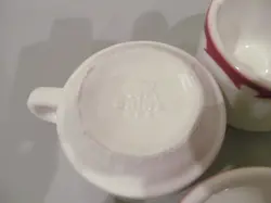RESTAURANT WARE RED