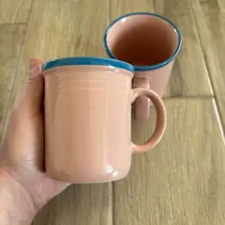 MUGS PINK BLUE