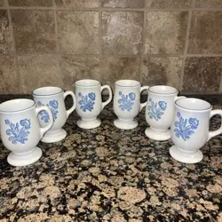 VINTAGE SET OF 6 PFALTZGRAFF YORKTOWNE STONEWARE BARREL MUGS W/TULIP DESIGN