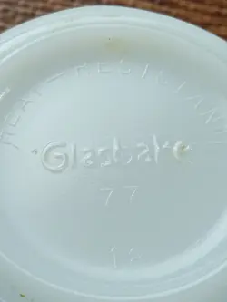 VINTAGE GLASBAKE WHITE