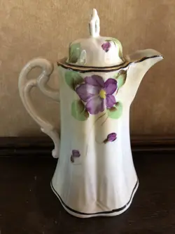 LILAC FLOWERS
