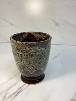 GLAZED POTTERY STONEWARE