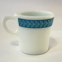 VINTAGE PYREX CORNING BLUE TURQUOISE LAUREL LEAF CUP TABLETOP WARE COMPATIBLES