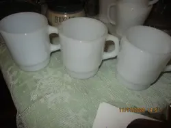 3- WHITE VINTAGE