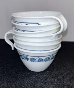 VINTAGE CORELLE COFFEE