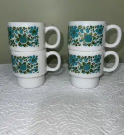 VINTAGE ANCHOR HOCKING FIRE KING GREEN BLUE FLOWERS  COFFEE CUP MUG- SET OF 4
