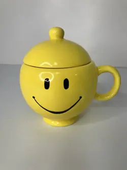 VINTAGE YELLOW CERAMIC