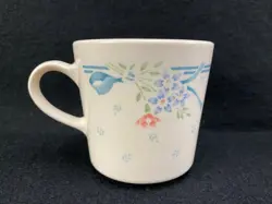 FLORAL PATTERN COFFEE