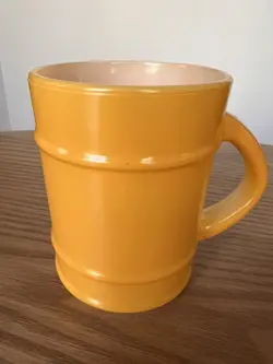 VINTAGE ANCHOR HOCKING FIRE KING BARREL MUG COFFEE YELLOW VINTAGE MILK GLASS