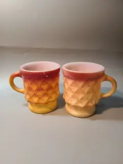 2 VINTAGE ANCHOR HOCKING FIRE KING KIMBERLY DIAMOND MUGS CUPS ORANGE SET