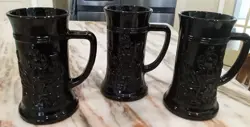 PUB SCENE MUGS