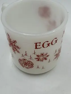 VINTAGE FIRE KING EGG NOG CHRISTMAS CUP MUG MILK GLASS OVEN WARE WHITE RED