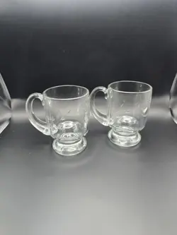 2 VINTAGE PRINCESS HOUSE HERITAGE LARGE 5.25” FOOTED COFFEE TEA GLASS MUGS