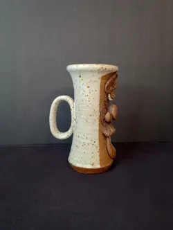 FACE STONEWARE MUG