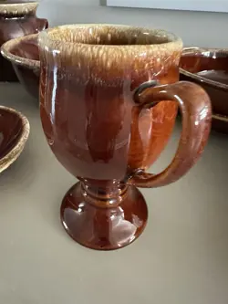GOBLET PEDESTAL BROWN