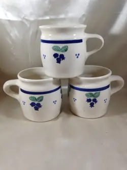 POTTERY BLUEBERRY COFFEE