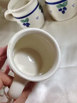 HARTSTONE POTTERY BLUEBERRY
