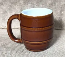HALL STONEWARE BROWN