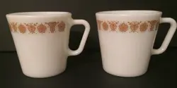 PYREX VINTAGE GOLD BUTTERFLY COFFEE TEA MUGS SET OF 2