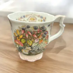 BRAMBLY HEDGE AUTUMN