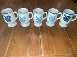PFALTZGRAFF YORKTOWNE FOOTED PEDESTAL MUGS VINTAGE SET OF 5