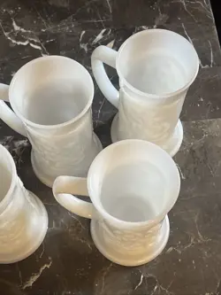 BEER STEINS SET