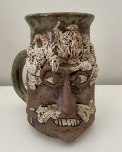 VINTAGE FUNNY FACE POTTERY MUG  CUP