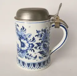BLUE MUG WITH